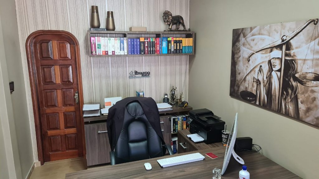 Interior do escritório da Advocacia Eduardo Halt em Boa Vista